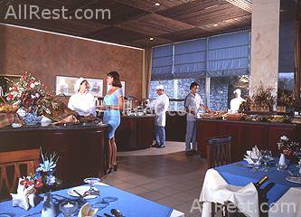 Nissaki Beach Hotel 8